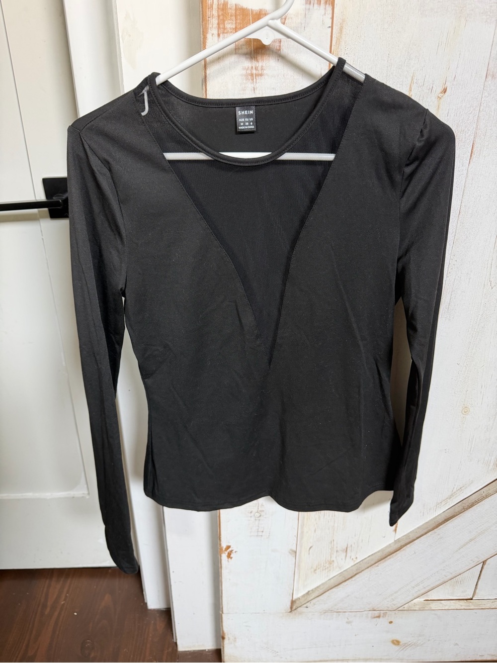 SHEIN Black Long Sleeve Deep V Neck Top 0265